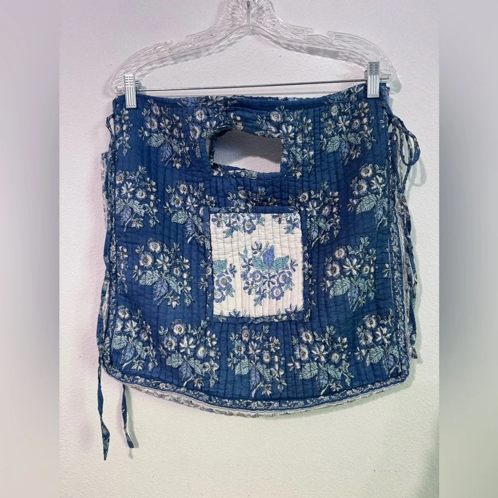 Pottery barn Floral Print Travel Collection - Picture 3 of 5